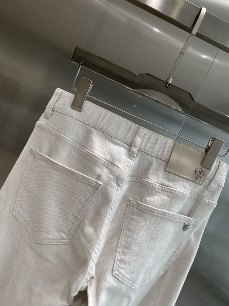 Bv*b*rry jeans